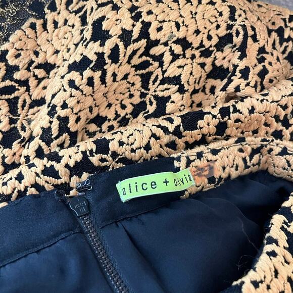 Alice + Olivia Lace Mermaid Maxi Skirt Semi Lined Yellow Black Size 0 - Picture 9 of 9